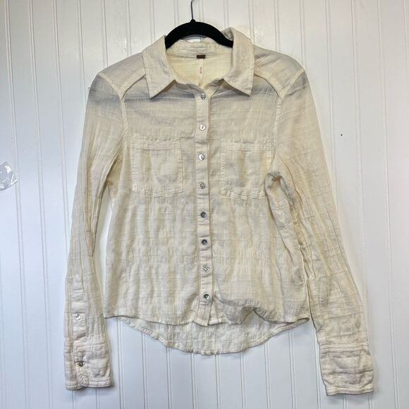 Beachy Free People//Cotton Sheer Button Down small - Picture 1 of 16